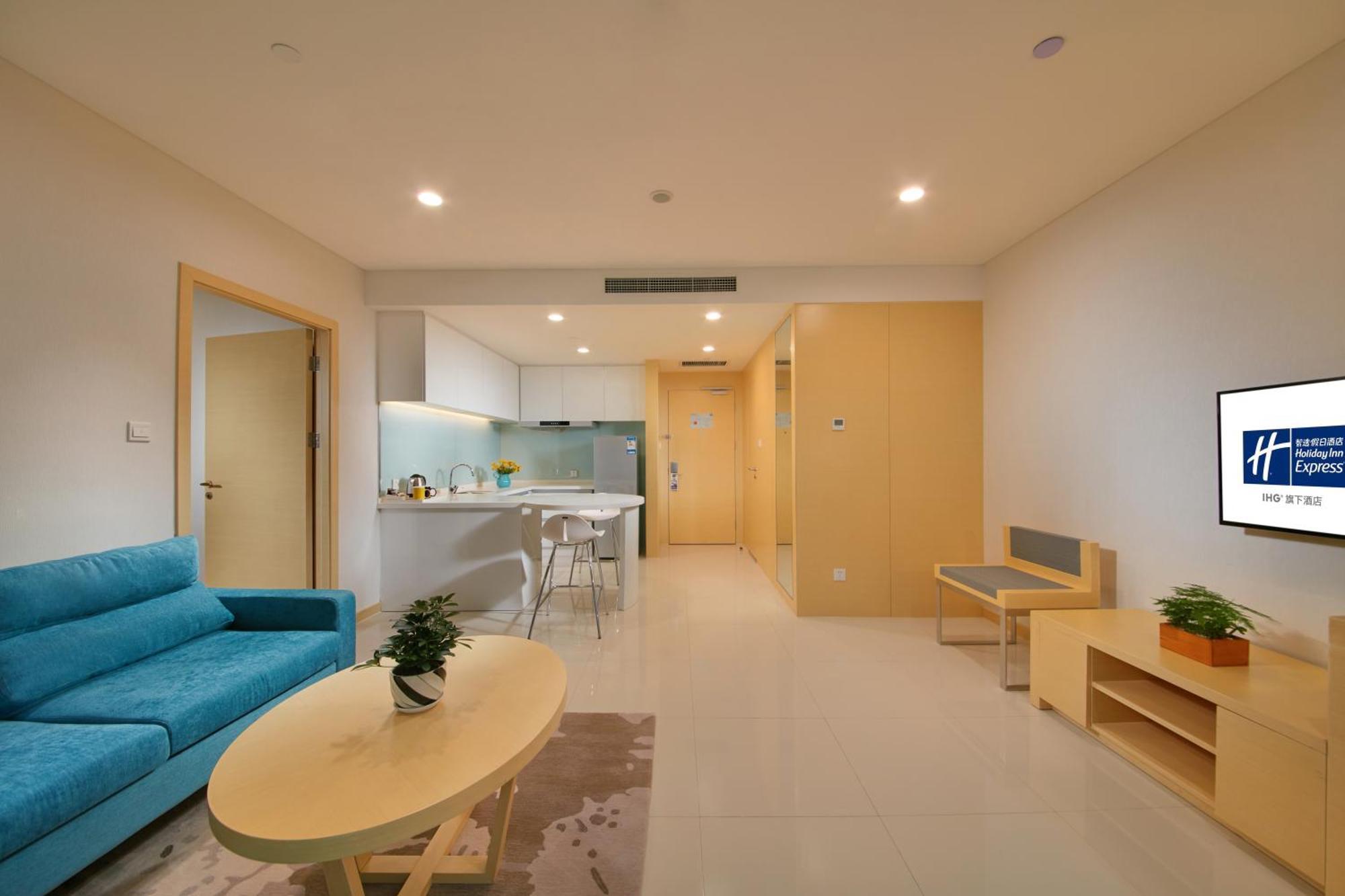 Holiday Inn Express Luoyang Yichuan By Ihg Exterior photo